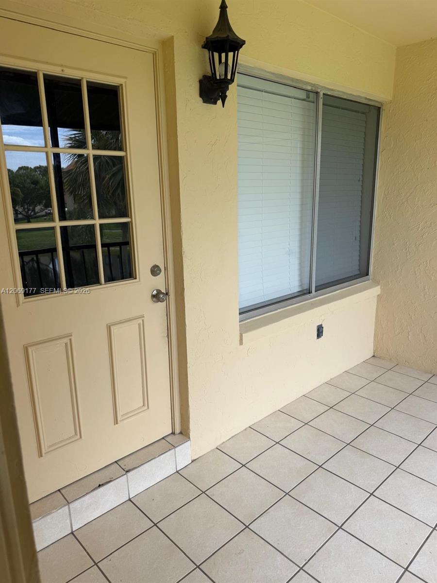 529 Shady Pine Way B2 Property Photo 1
