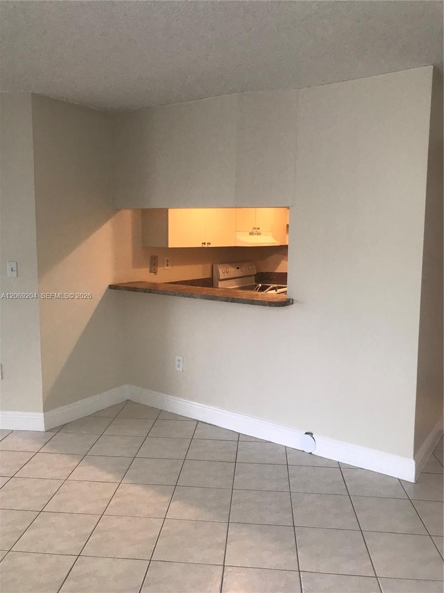7125 Nw 186th Street B106 Property Photo 3
