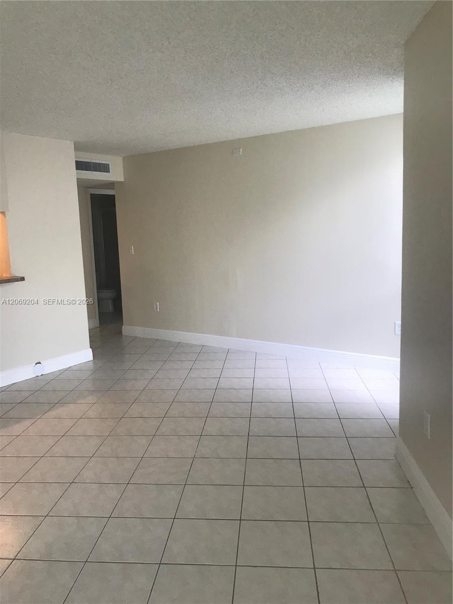 7125 Nw 186th Street B106 Property Photo 6