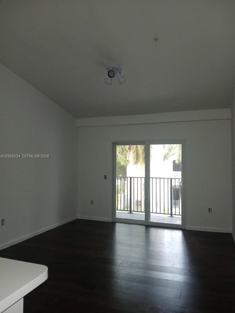 15480 Sw 284th Street 2305 Property Photo 3