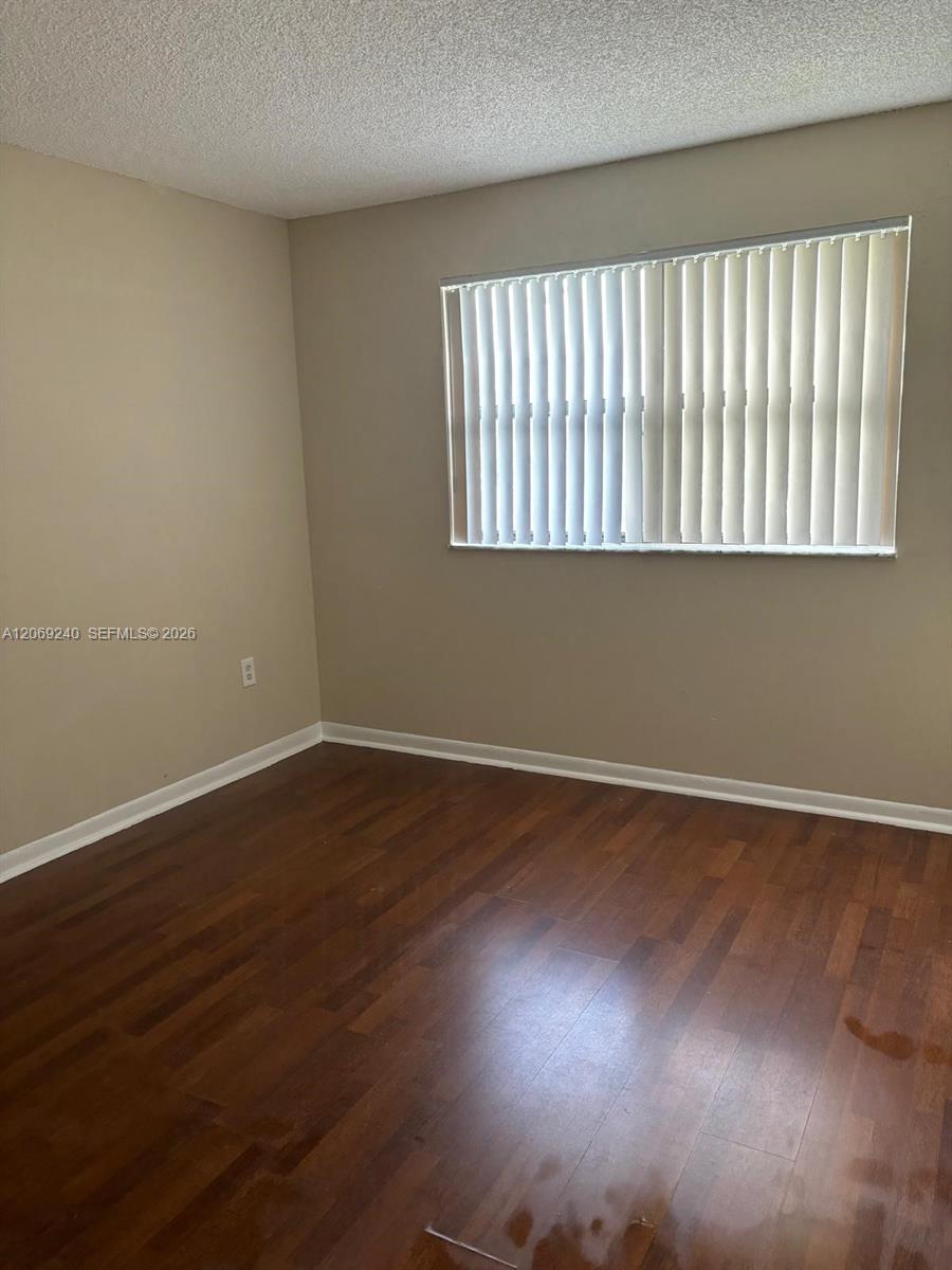 7200 Nw 179th Street 310 Property Photo 8