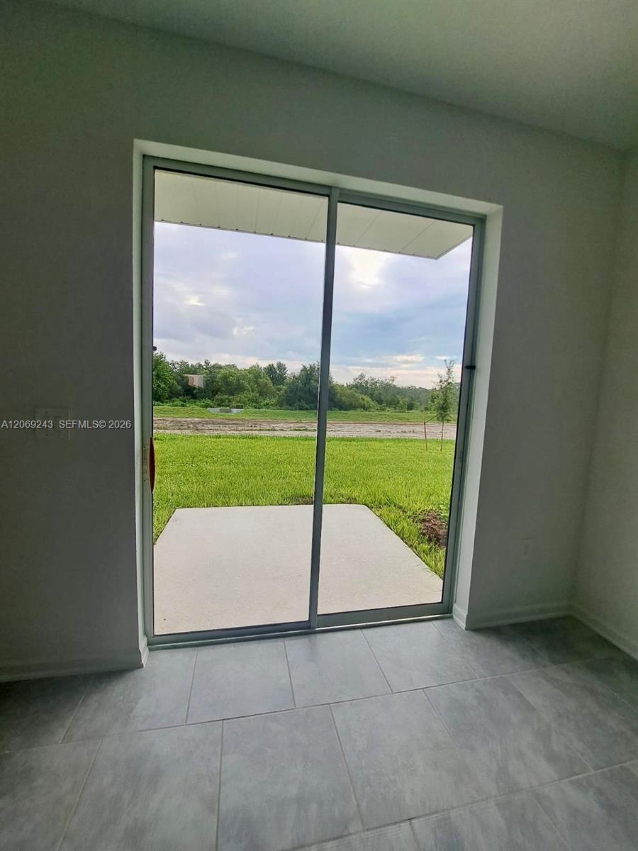 2837 Pierr Property Photo 8