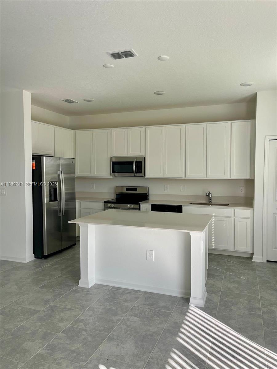 2837 Pierr Property Photo 9