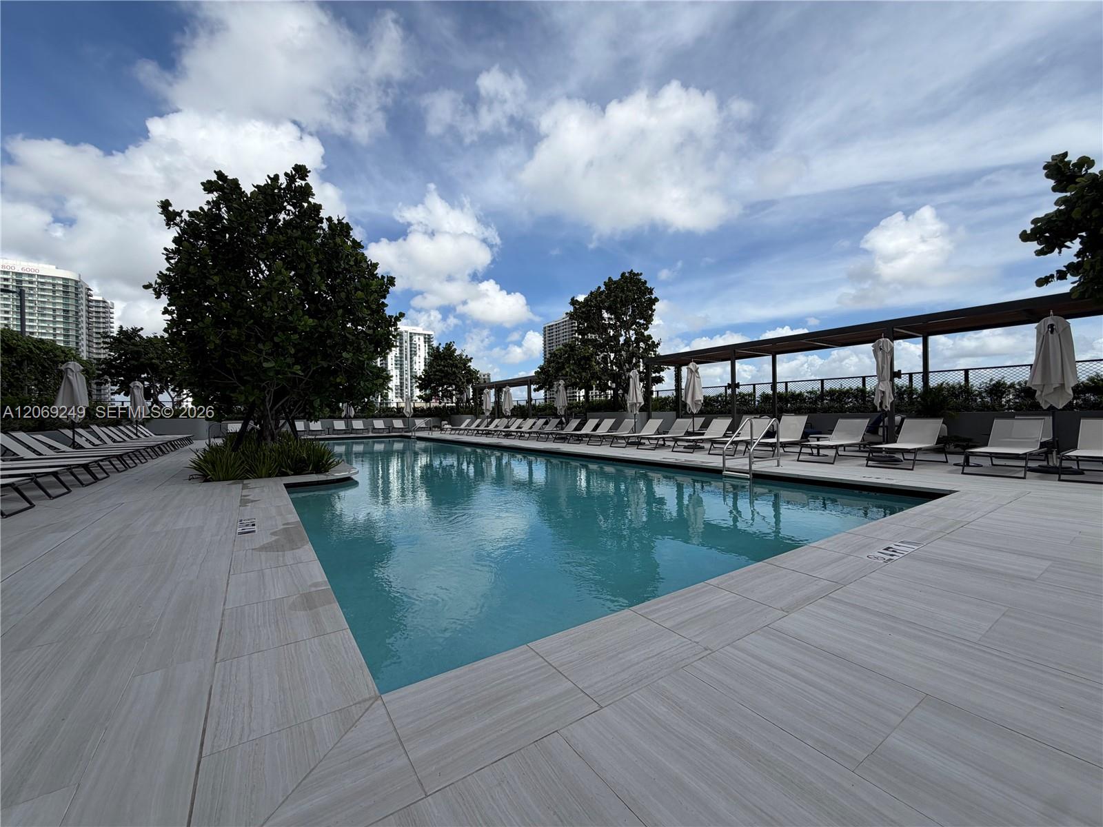 1400 Biscayne Boulevard 1807 Property Photo 33