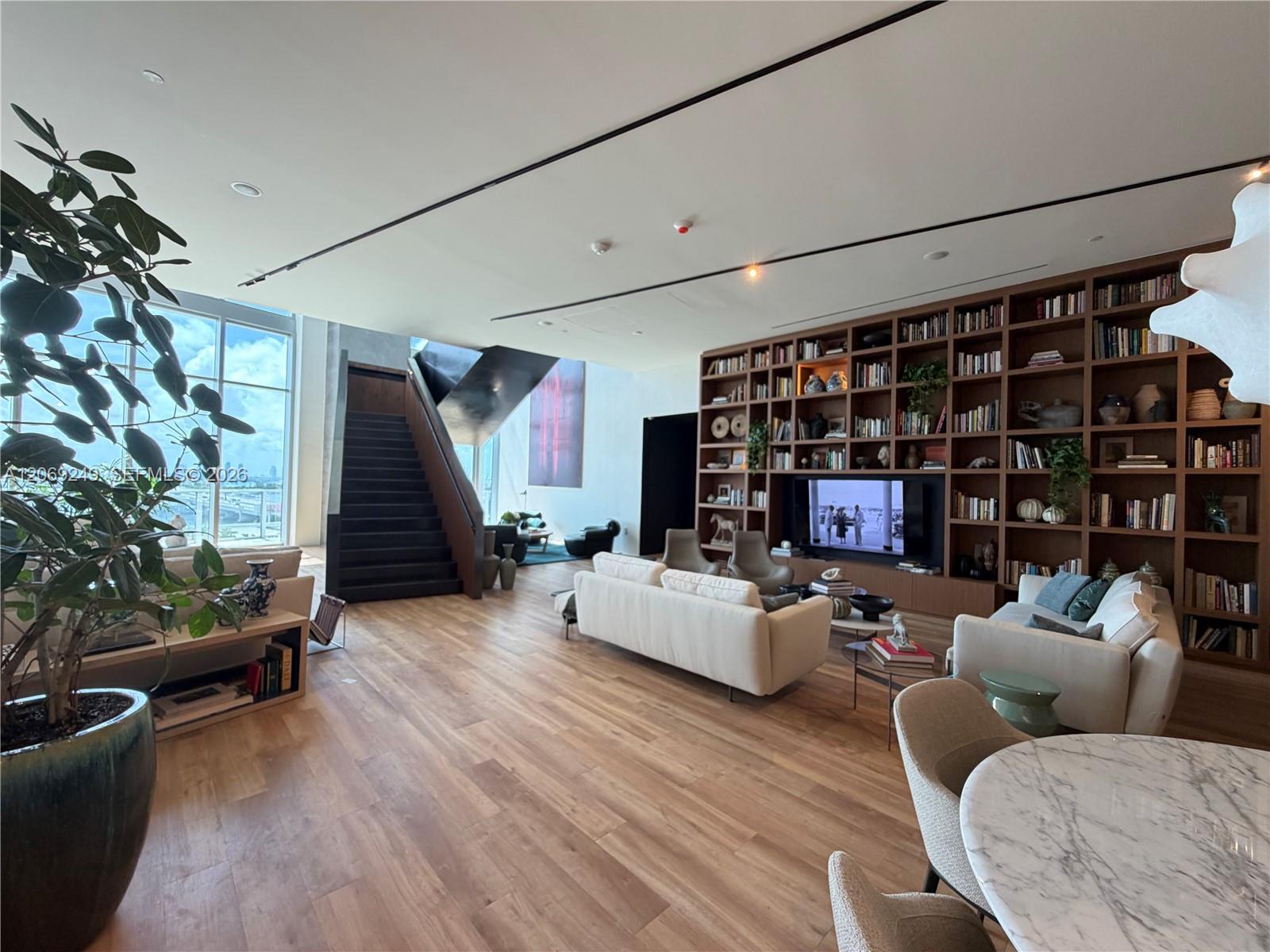 1400 Biscayne Boulevard 1807 Property Photo 43