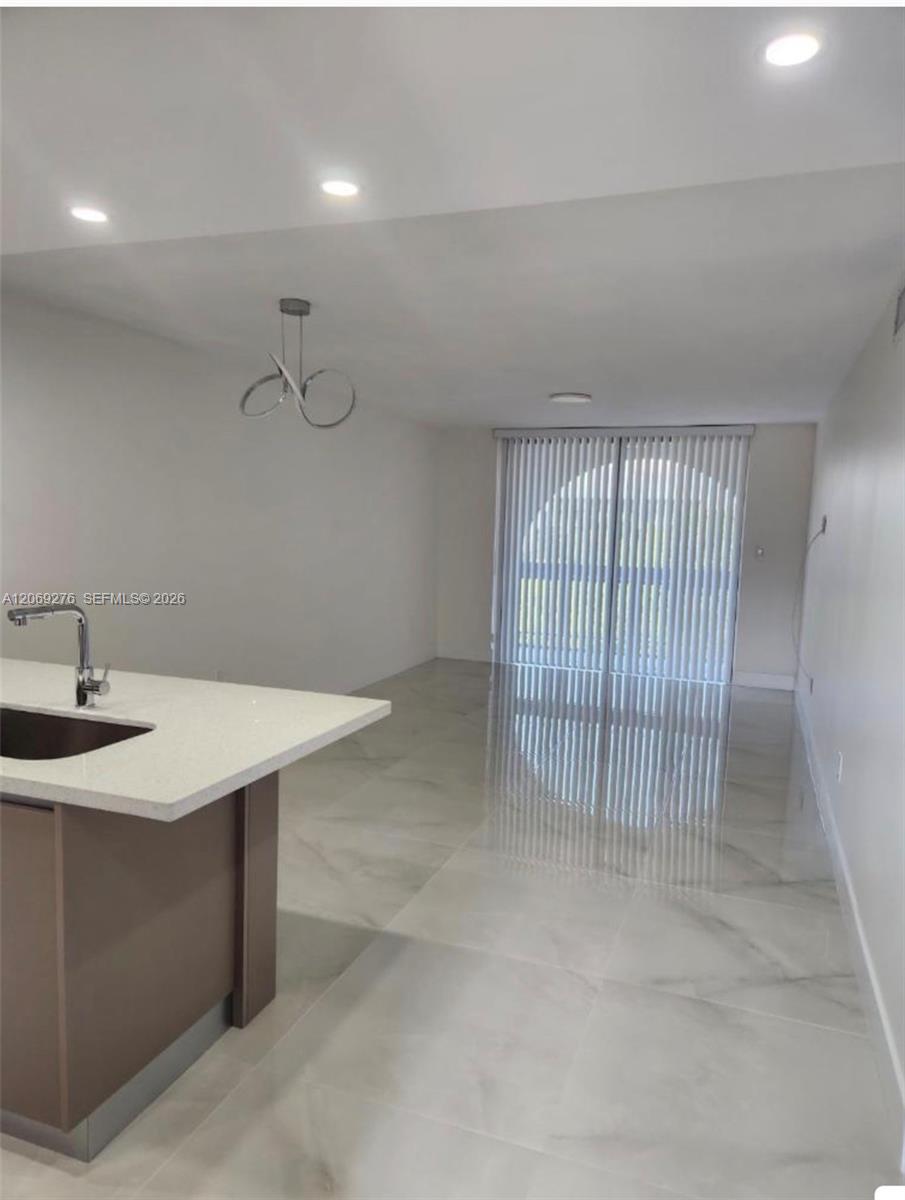 9440 Fontainebleau Boulevard 508 Property Photo 4