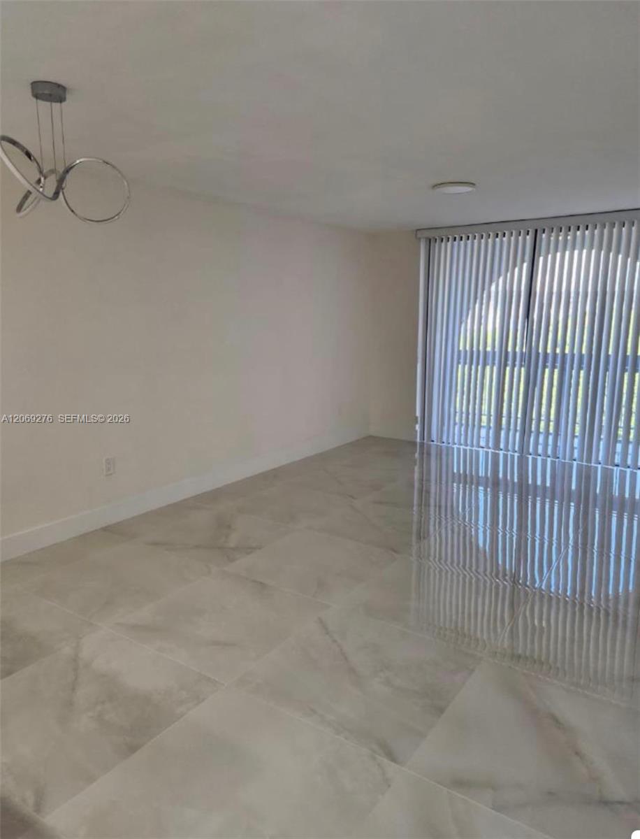 9440 Fontainebleau Boulevard 508 Property Photo 5
