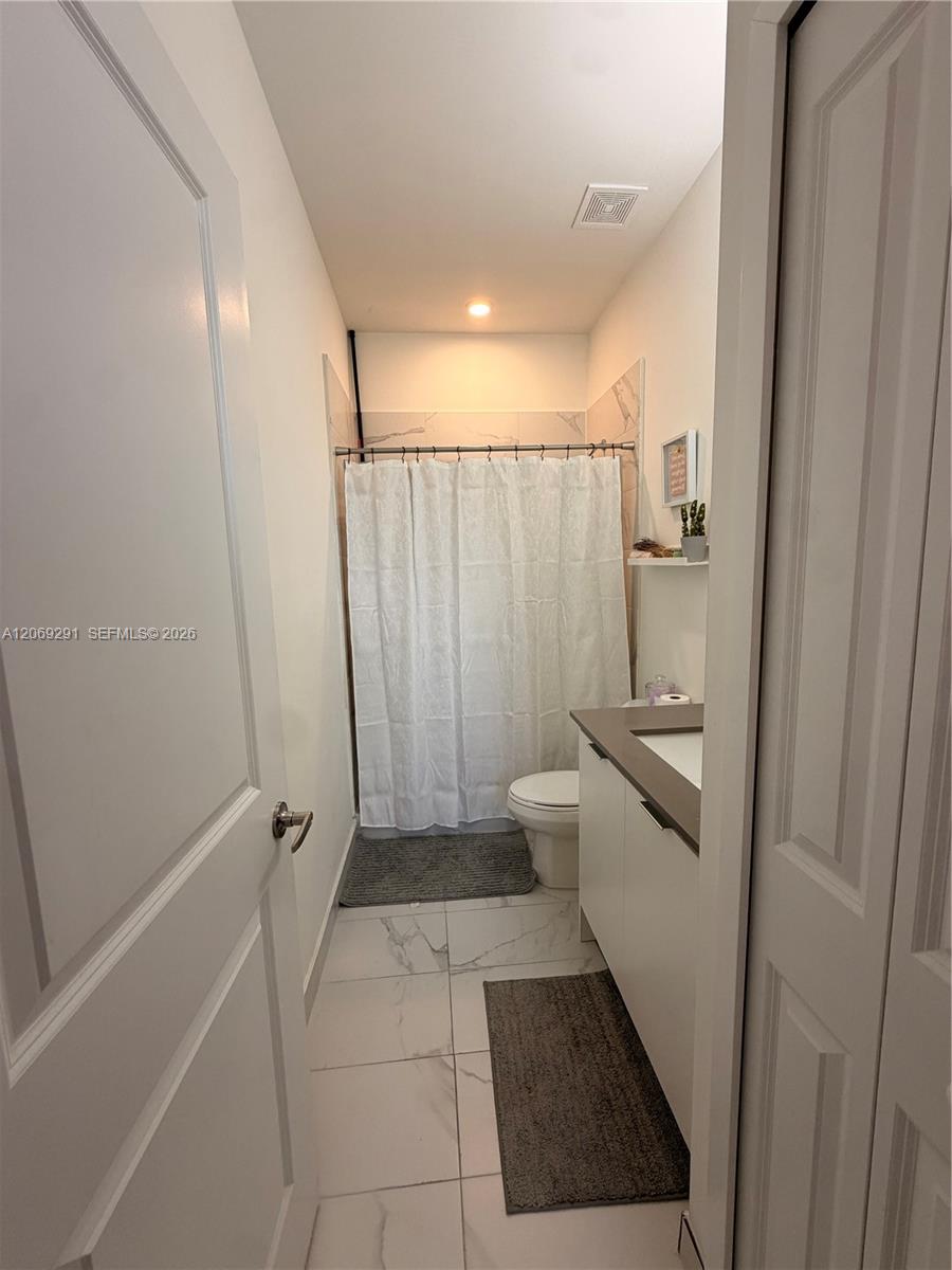 A12069291 Property Photo 12