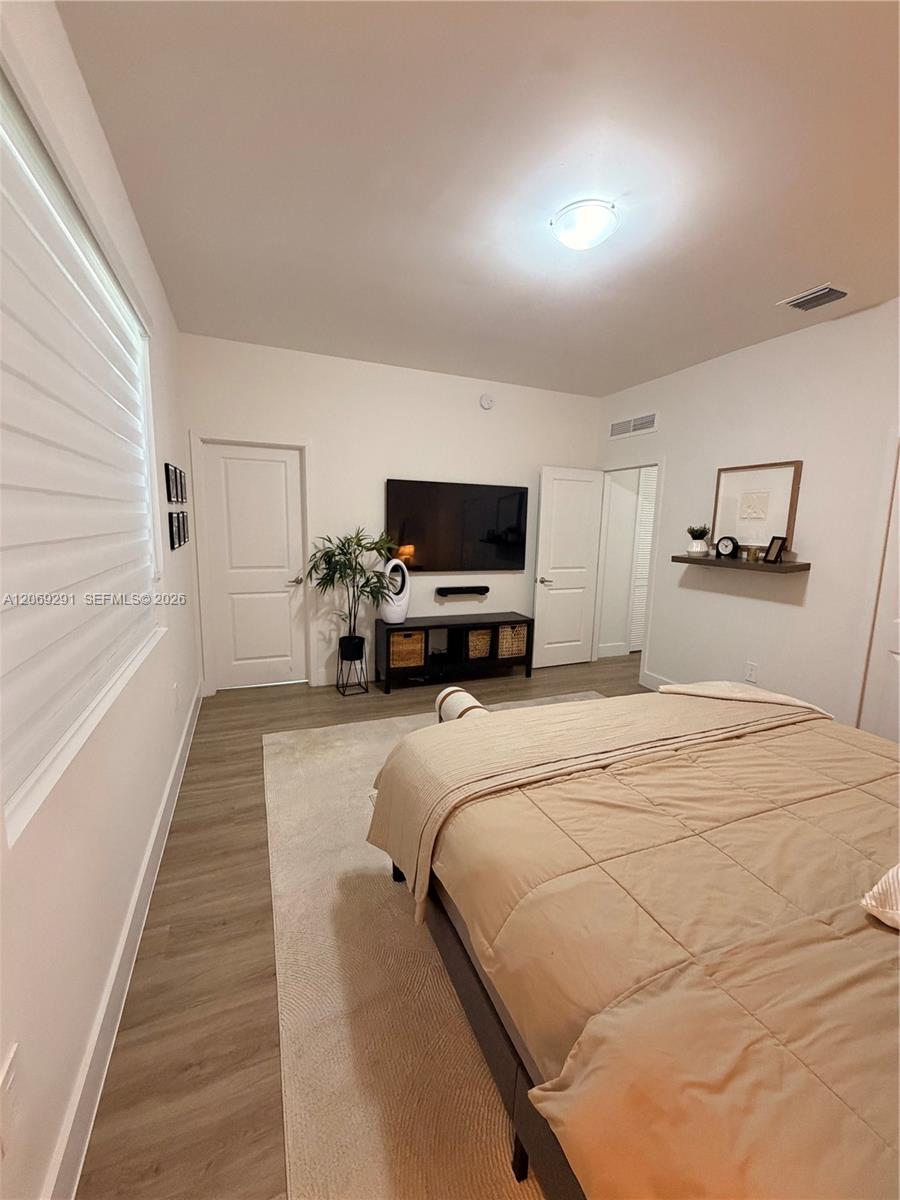 A12069291 Property Photo 16