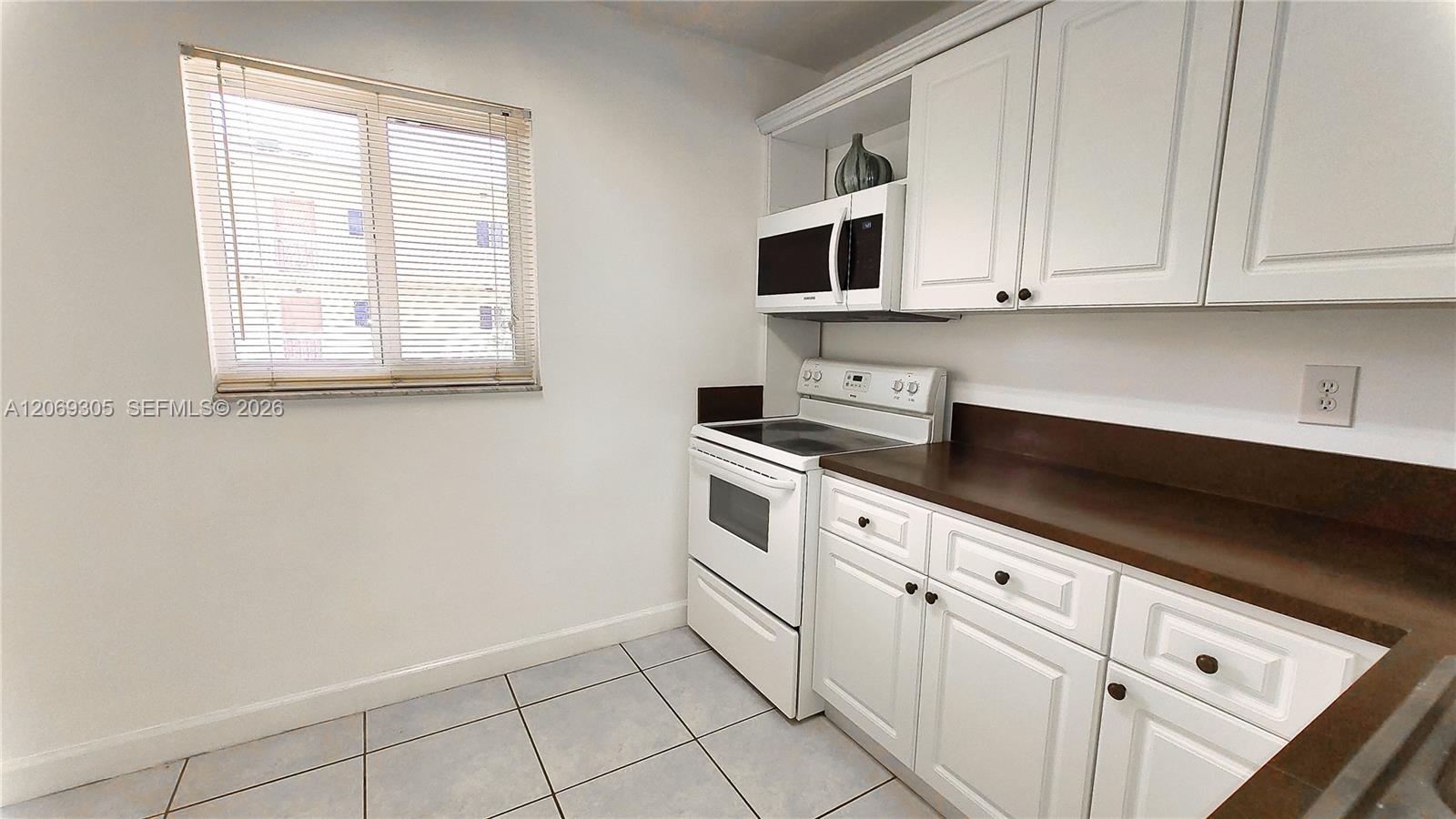 7910 Camino Real N314 Property Photo 6