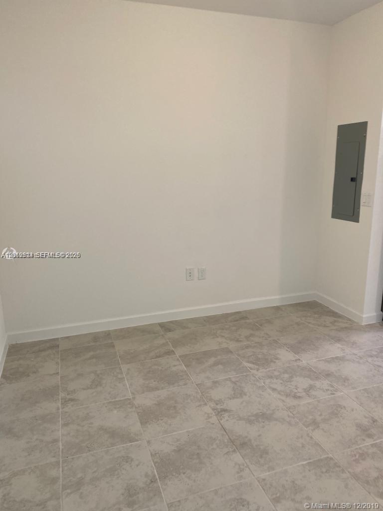 388 Ne 208th Terrace Property Photo 14
