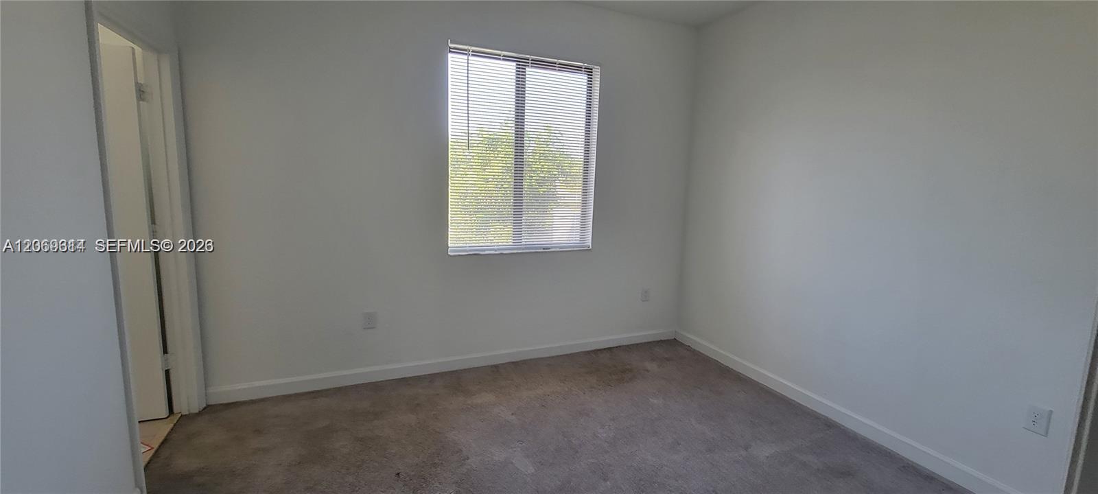 388 Ne 208th Terrace Property Photo 16