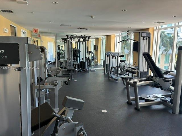 1755 E Hallandale Beach Boulevard 701e Property Photo 15