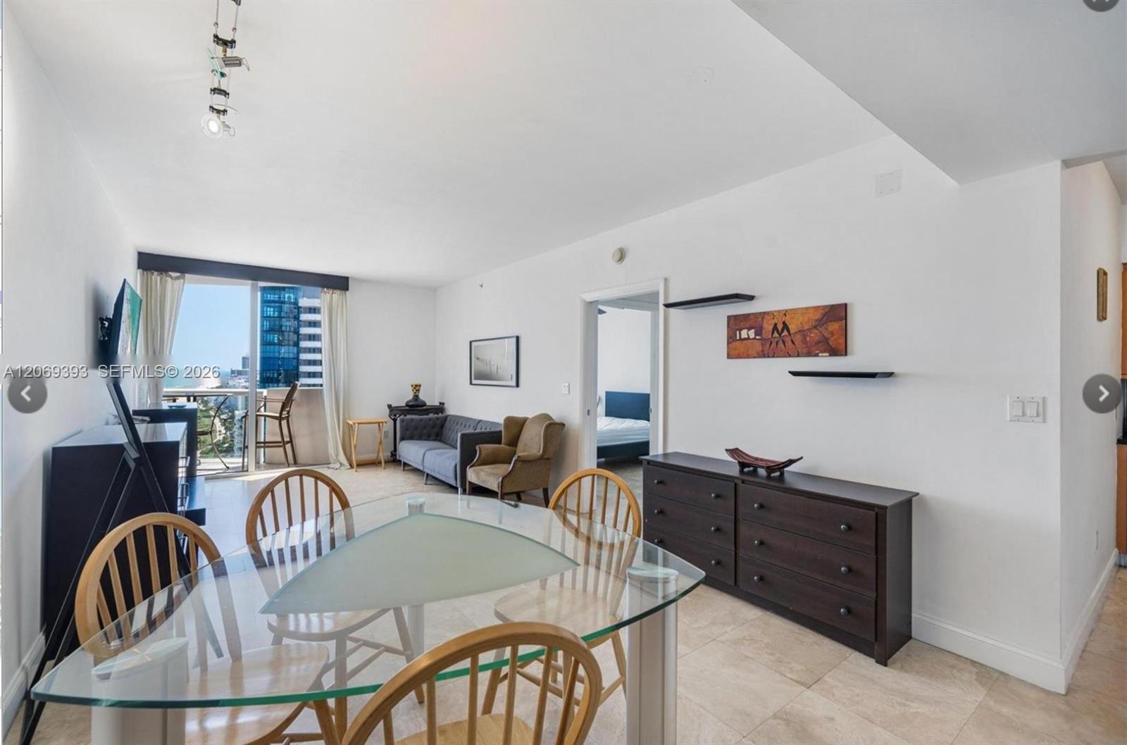 6365 Collins Avenue 2805 Property Photo 13