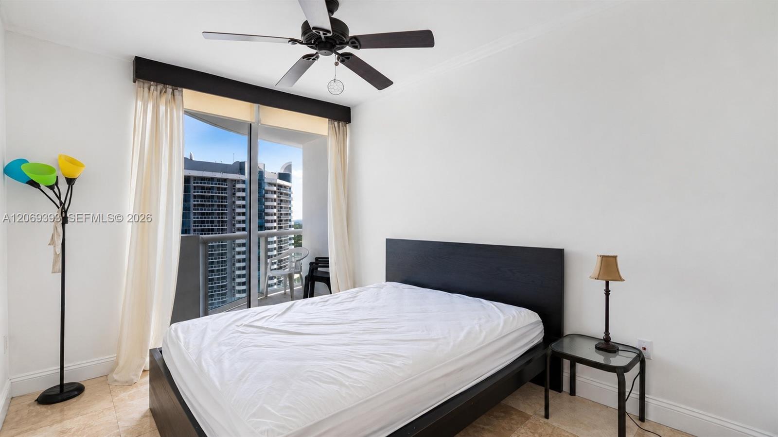 6365 Collins Avenue 2805 Property Photo 16