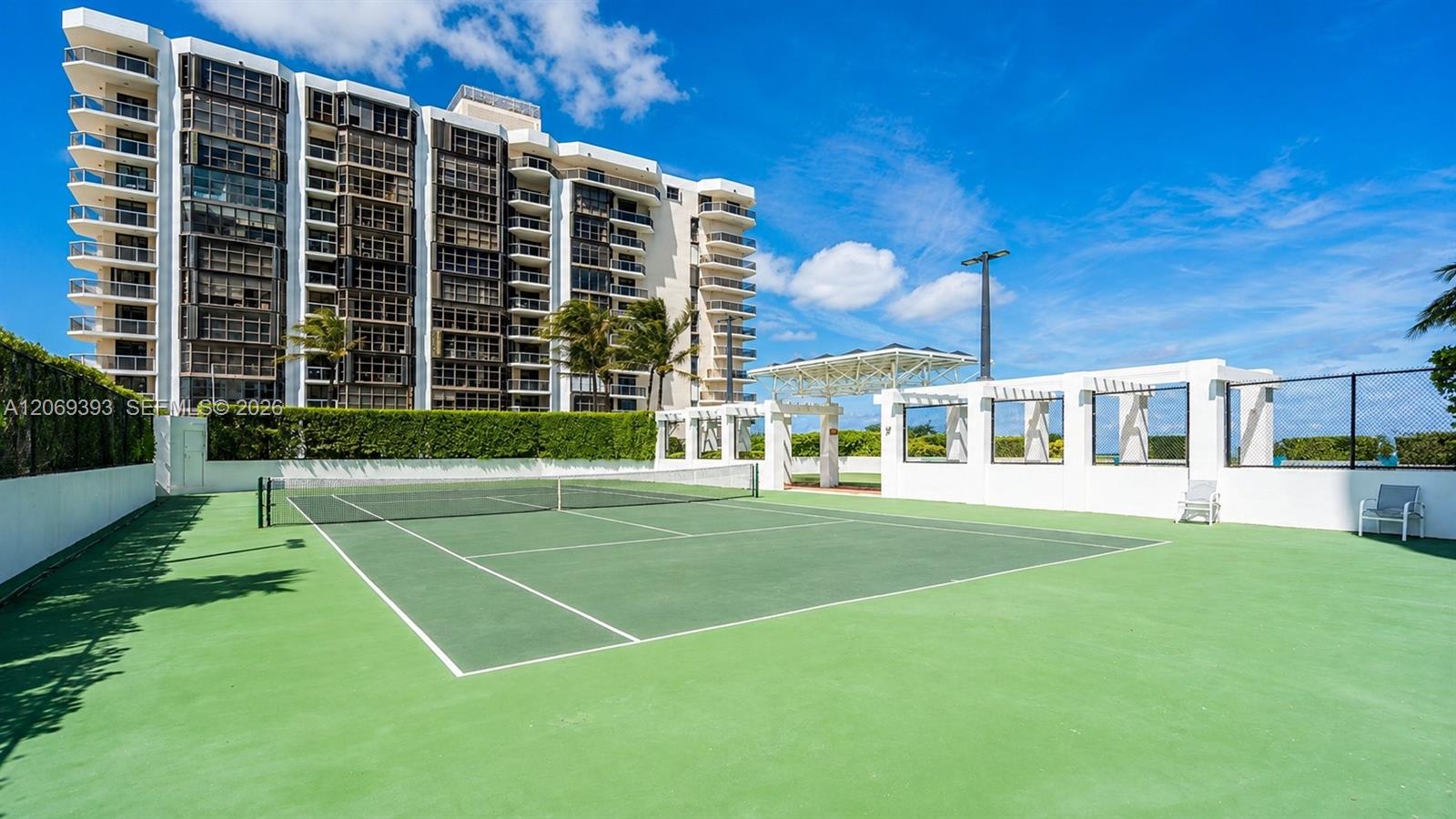 6365 Collins Avenue 2805 Property Photo 18