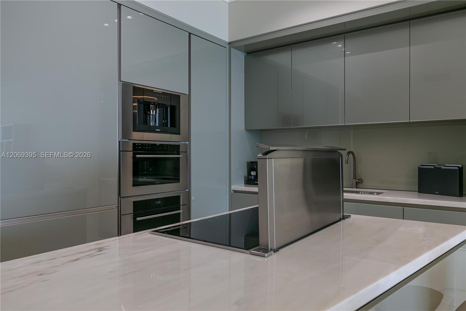 18975 Collins Avenue 1803 Property Photo 10