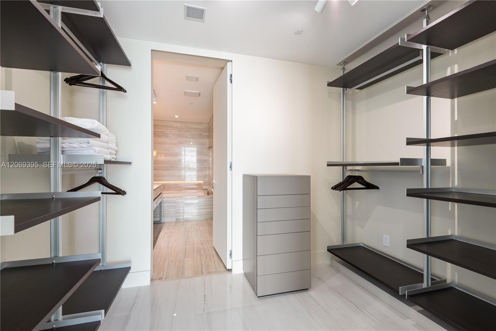 18975 Collins Avenue 1803 Property Photo 20