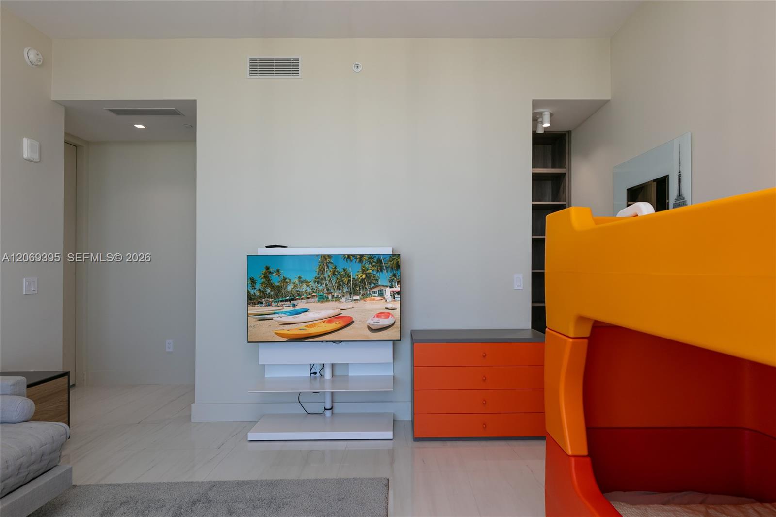 18975 Collins Avenue 1803 Property Photo 23