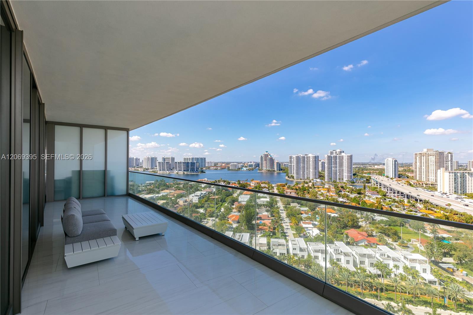 18975 Collins Avenue 1803 Property Photo 44