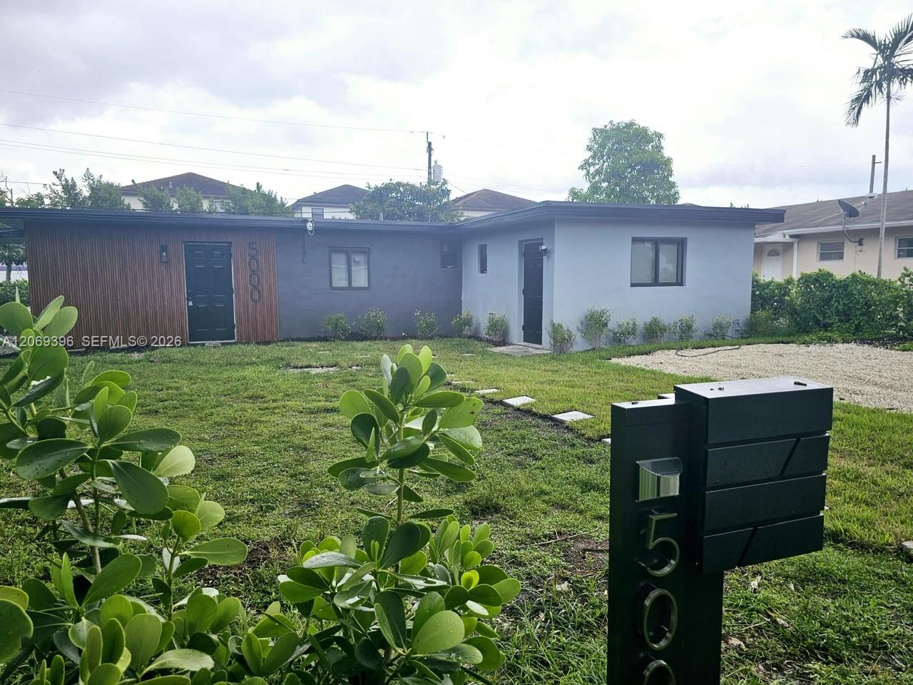 5000 Sw 26th Avenue Property Photo 2