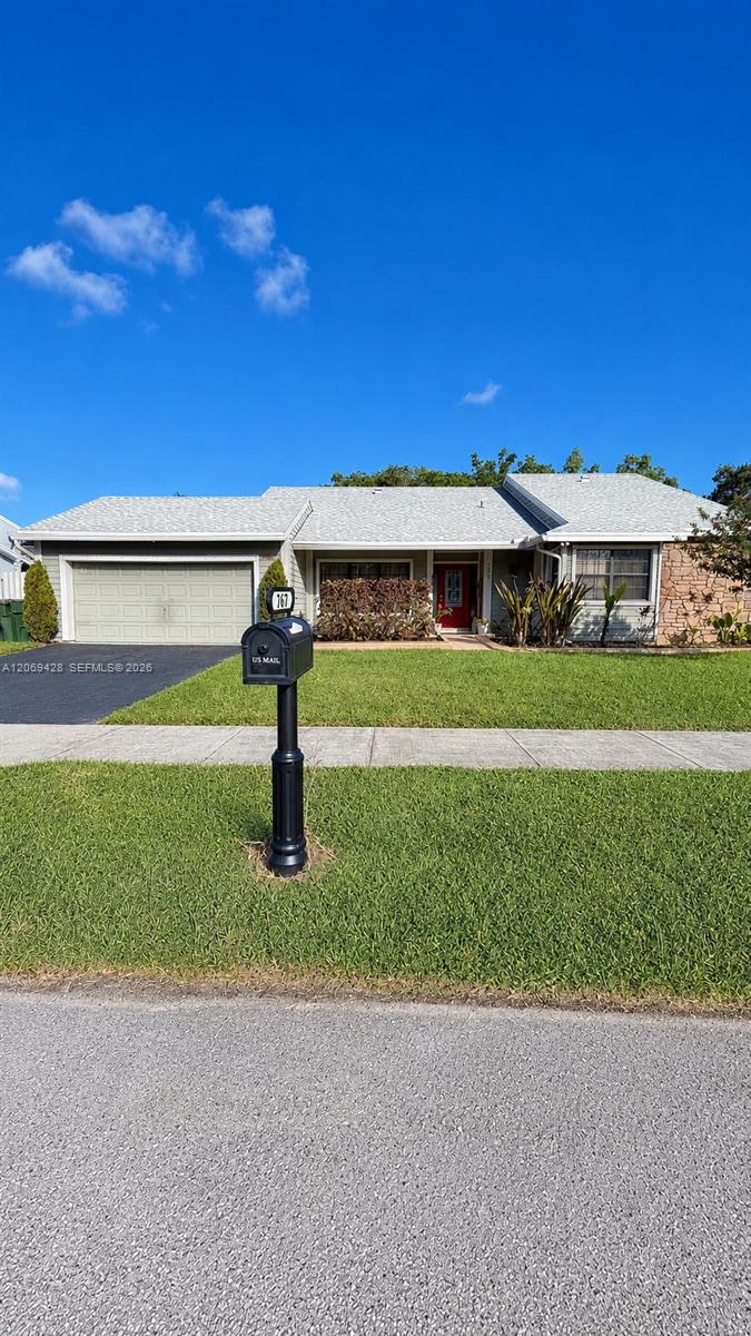 1676 S Goldeneye Lane Property Photo 1