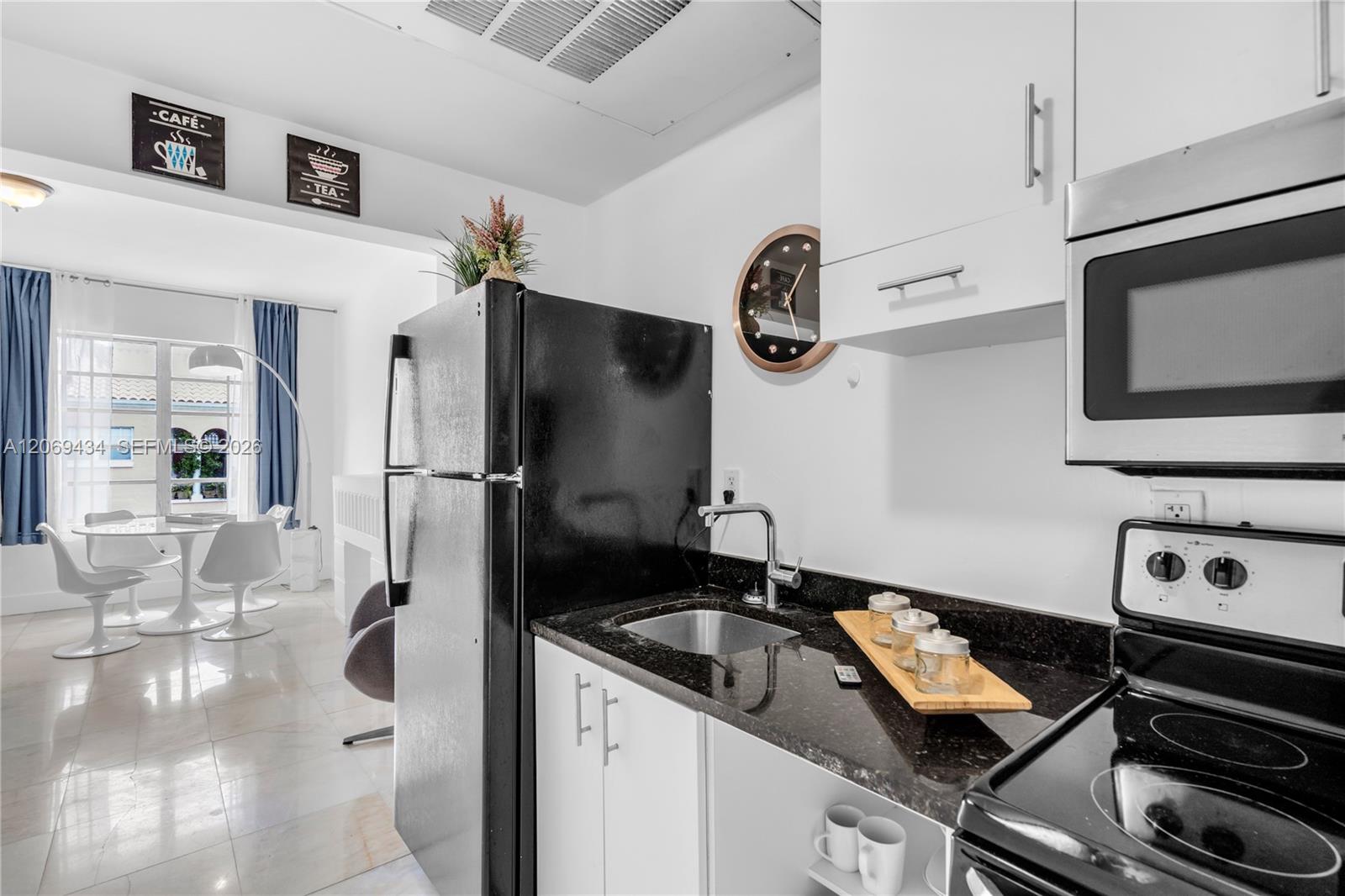 A12069434 Property Photo 4