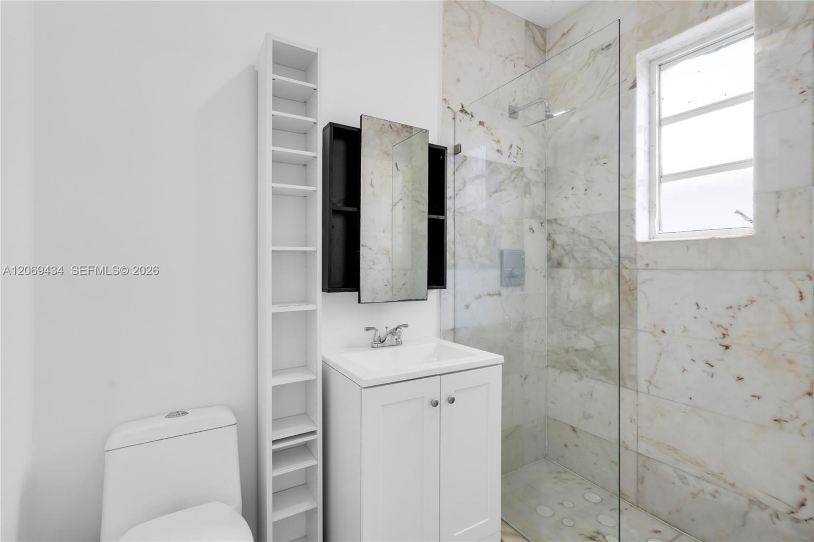 A12069434 Property Photo 8