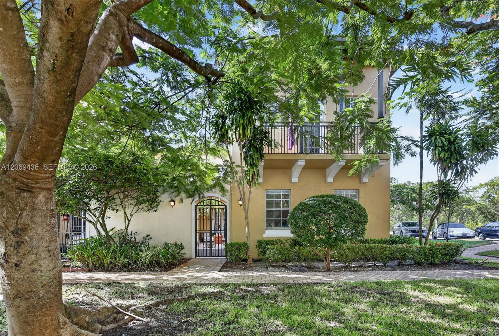 14601 Sw 5th Street Property Photo 1