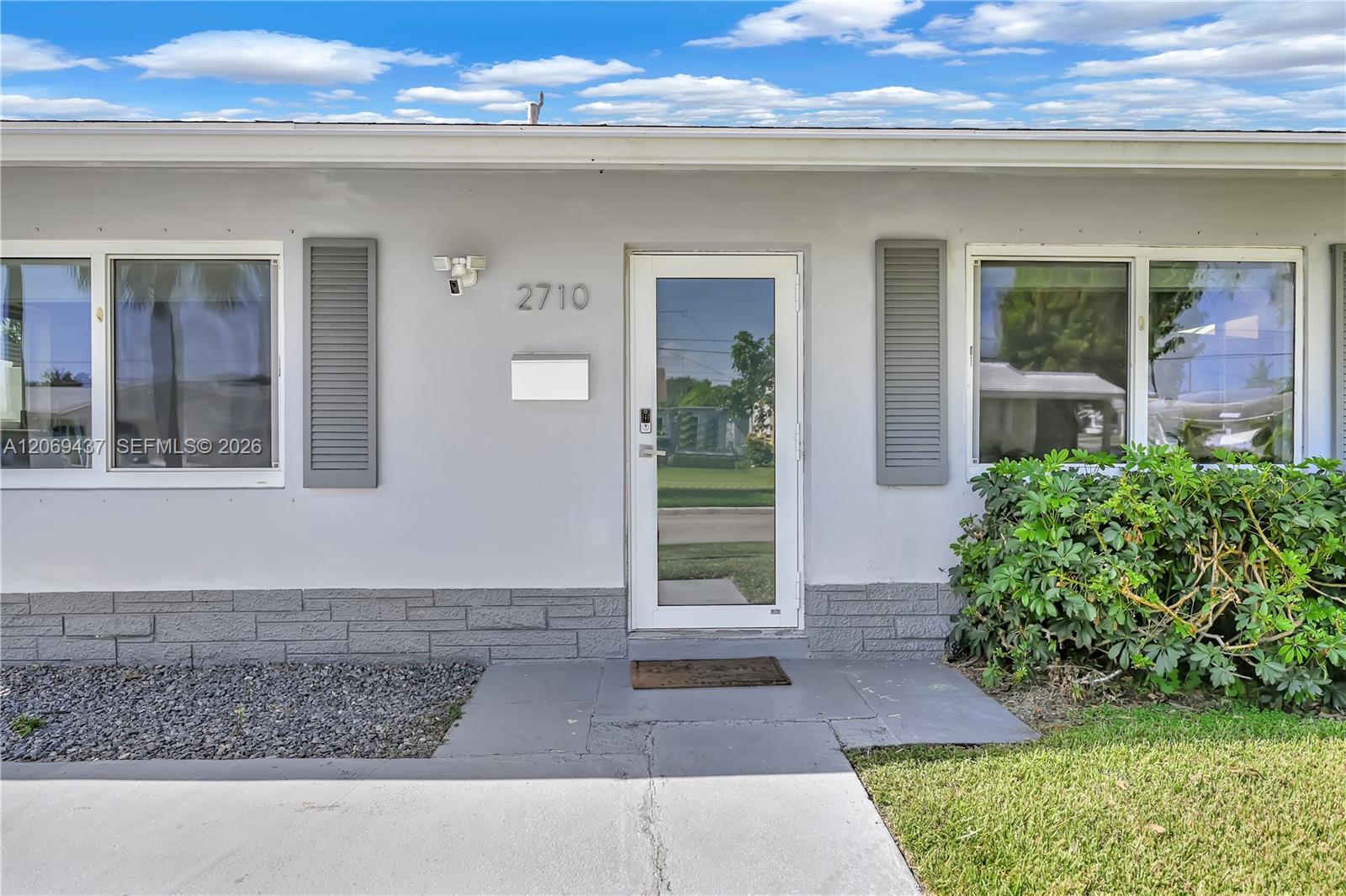 2710 Nw 54th Street Property Photo 36