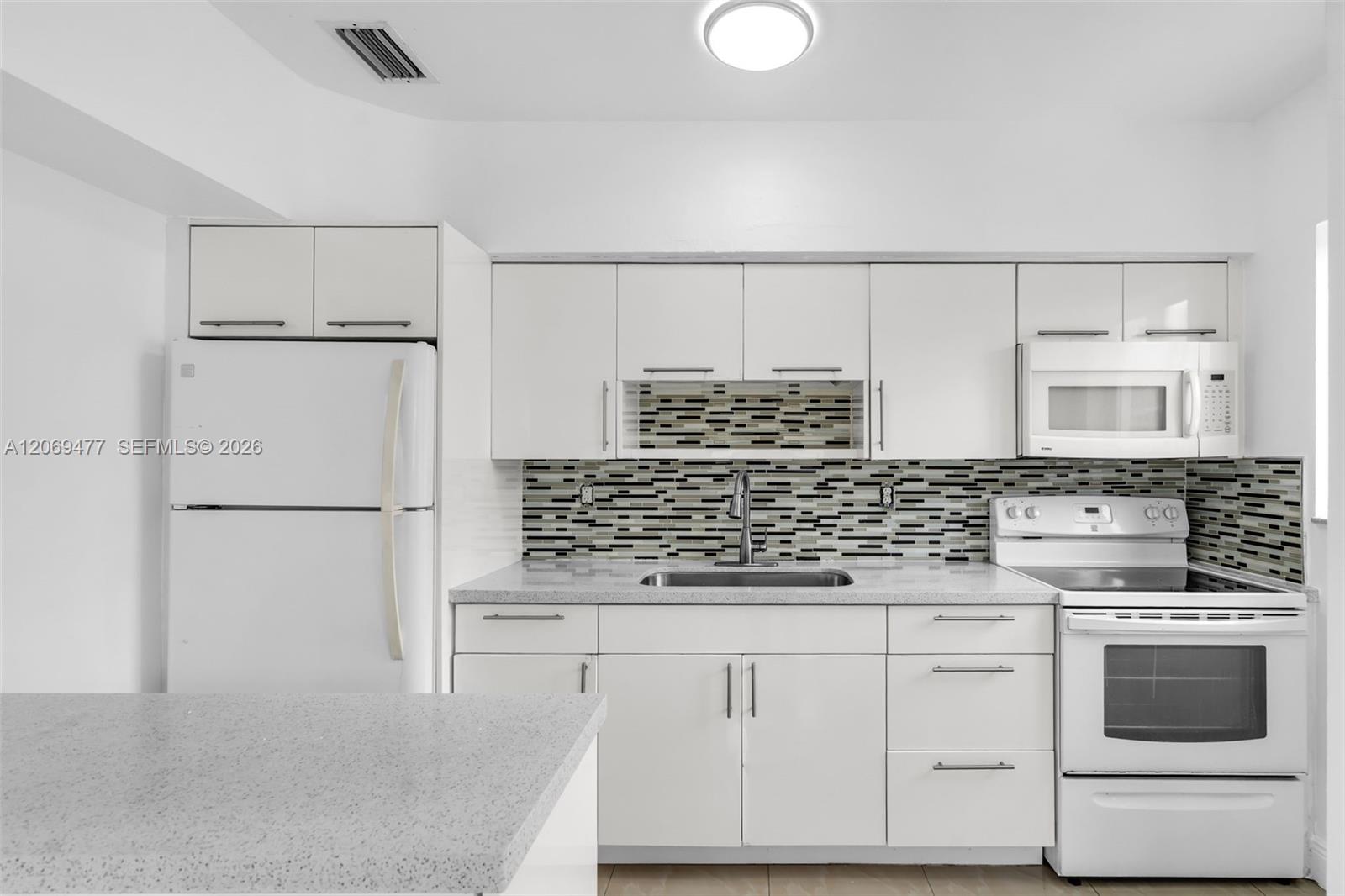 540 Beacom Boulevard Property Photo 12