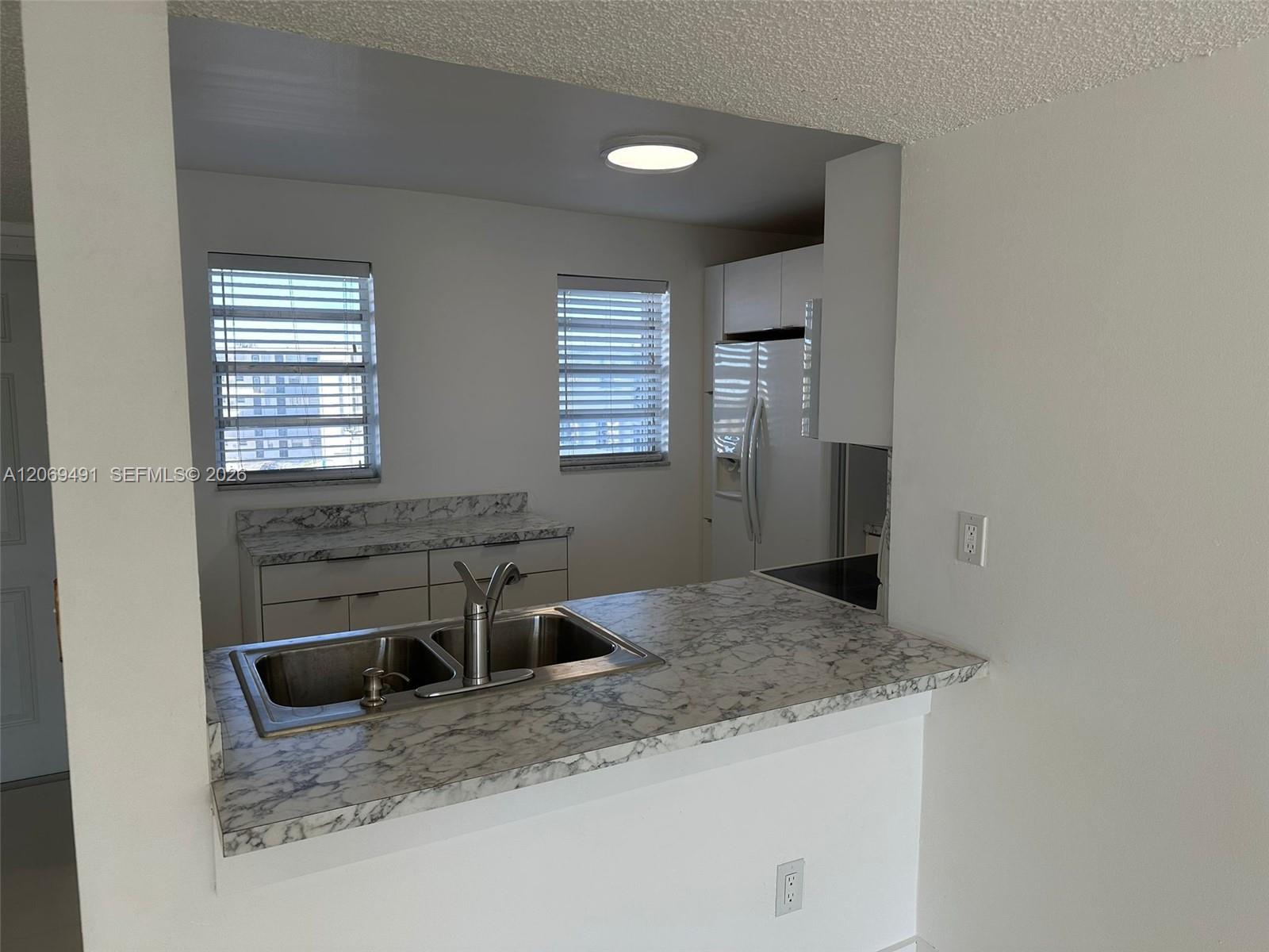 14170 Sw 84th Street 402-f Property Photo 7
