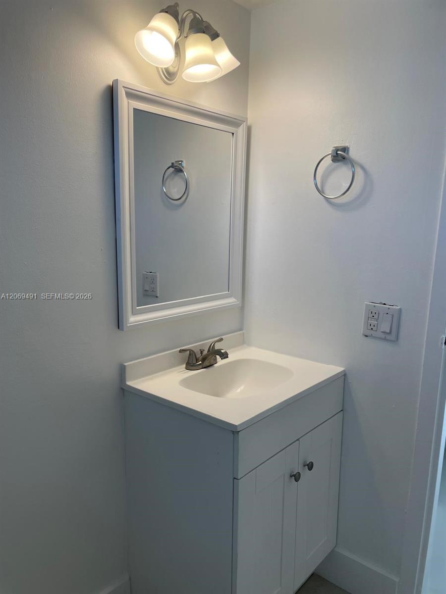 14170 Sw 84th Street 402-f Property Photo 33