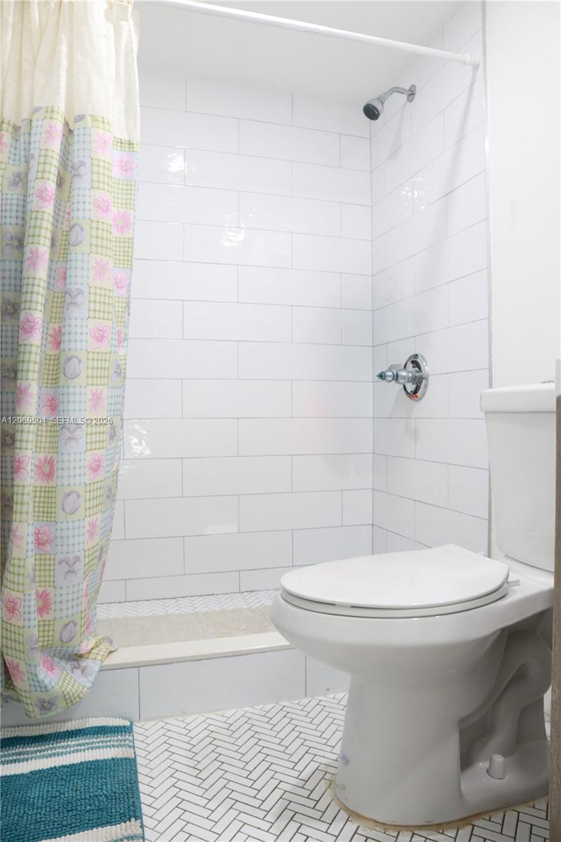 13951 Kendale Lakes Circle 310a Property Photo 22