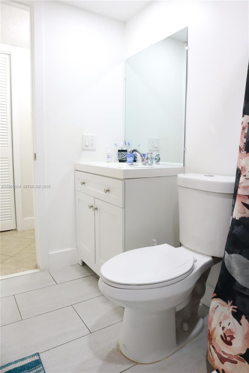 13951 Kendale Lakes Circle 310a Property Photo 30