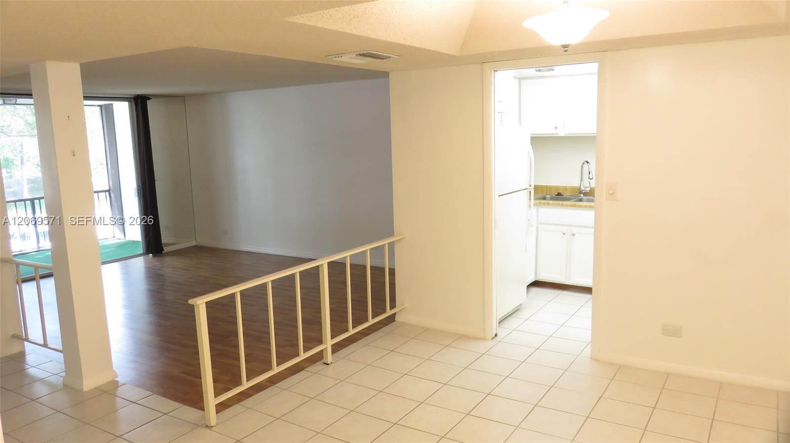 A12069571 Property Photo 3