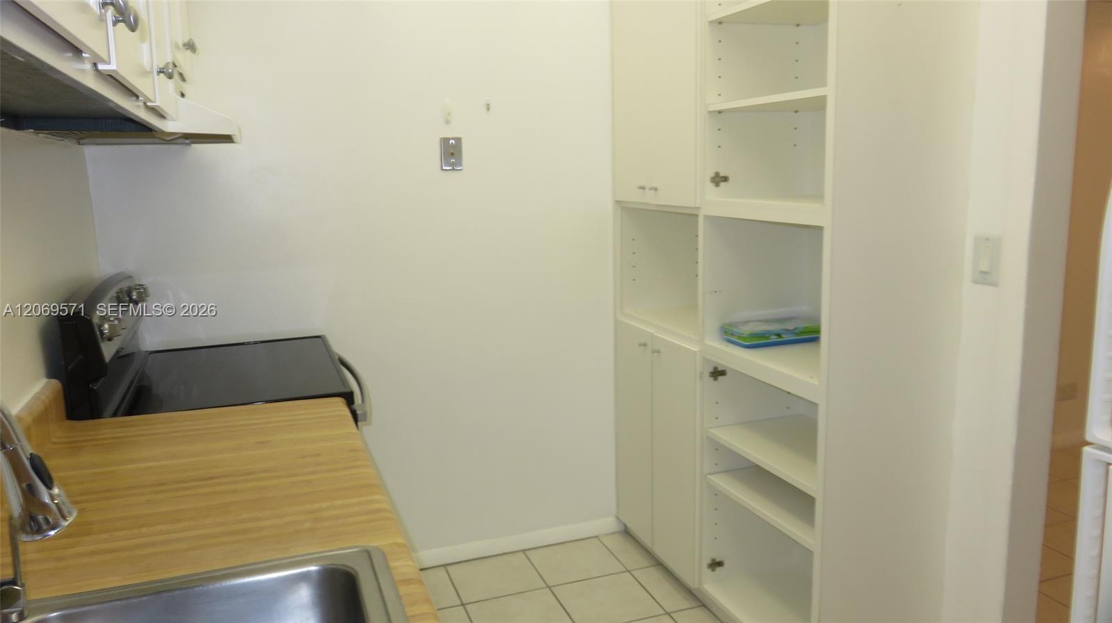 A12069571 Property Photo 8
