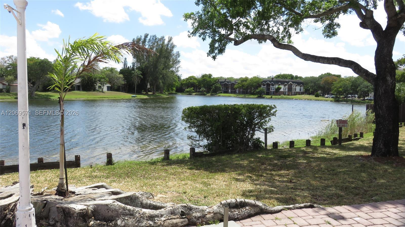 A12069571 Property Photo 31