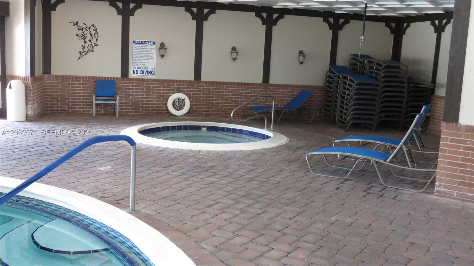 A12069571 Property Photo 34