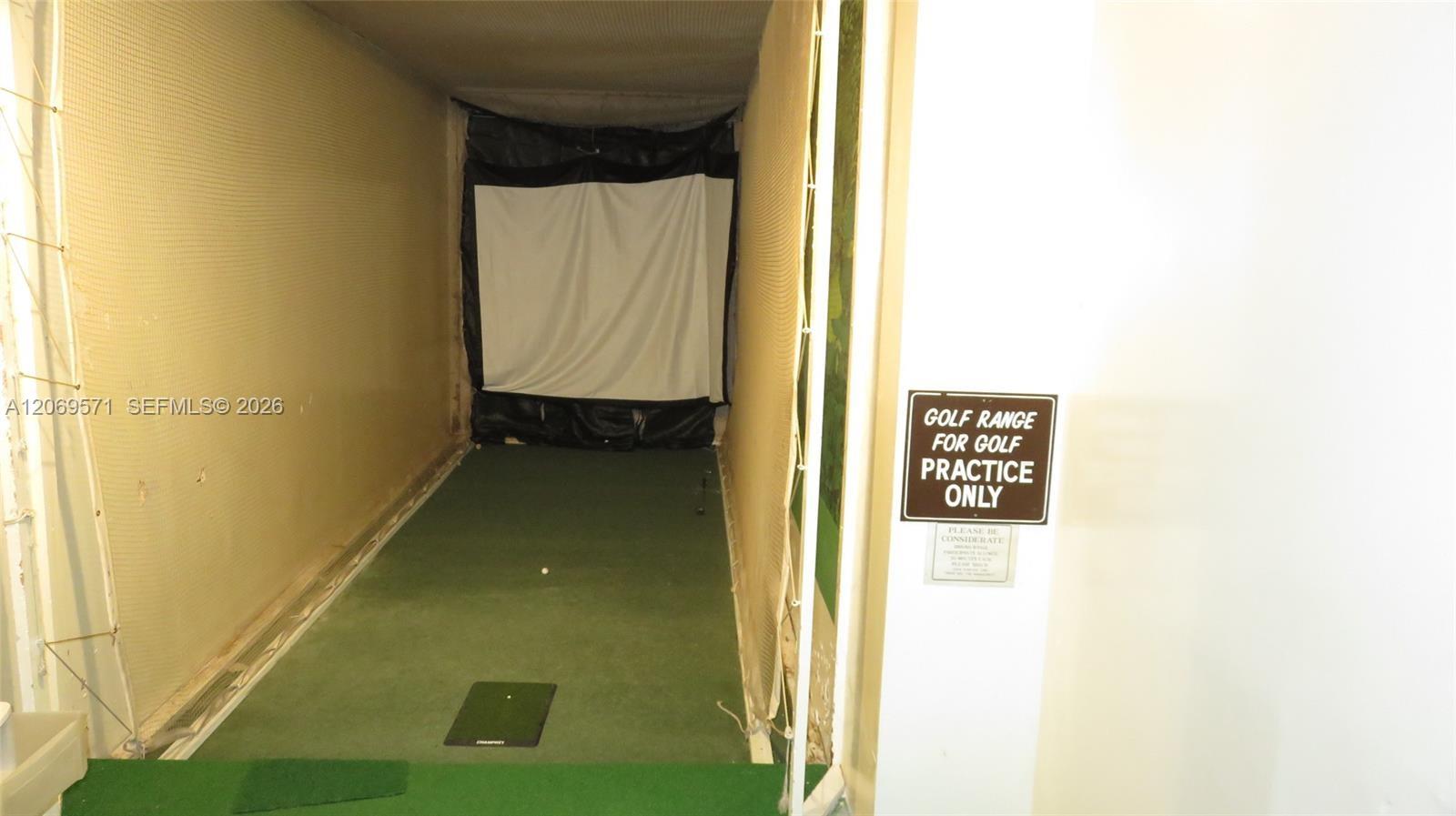 A12069571 Property Photo 39