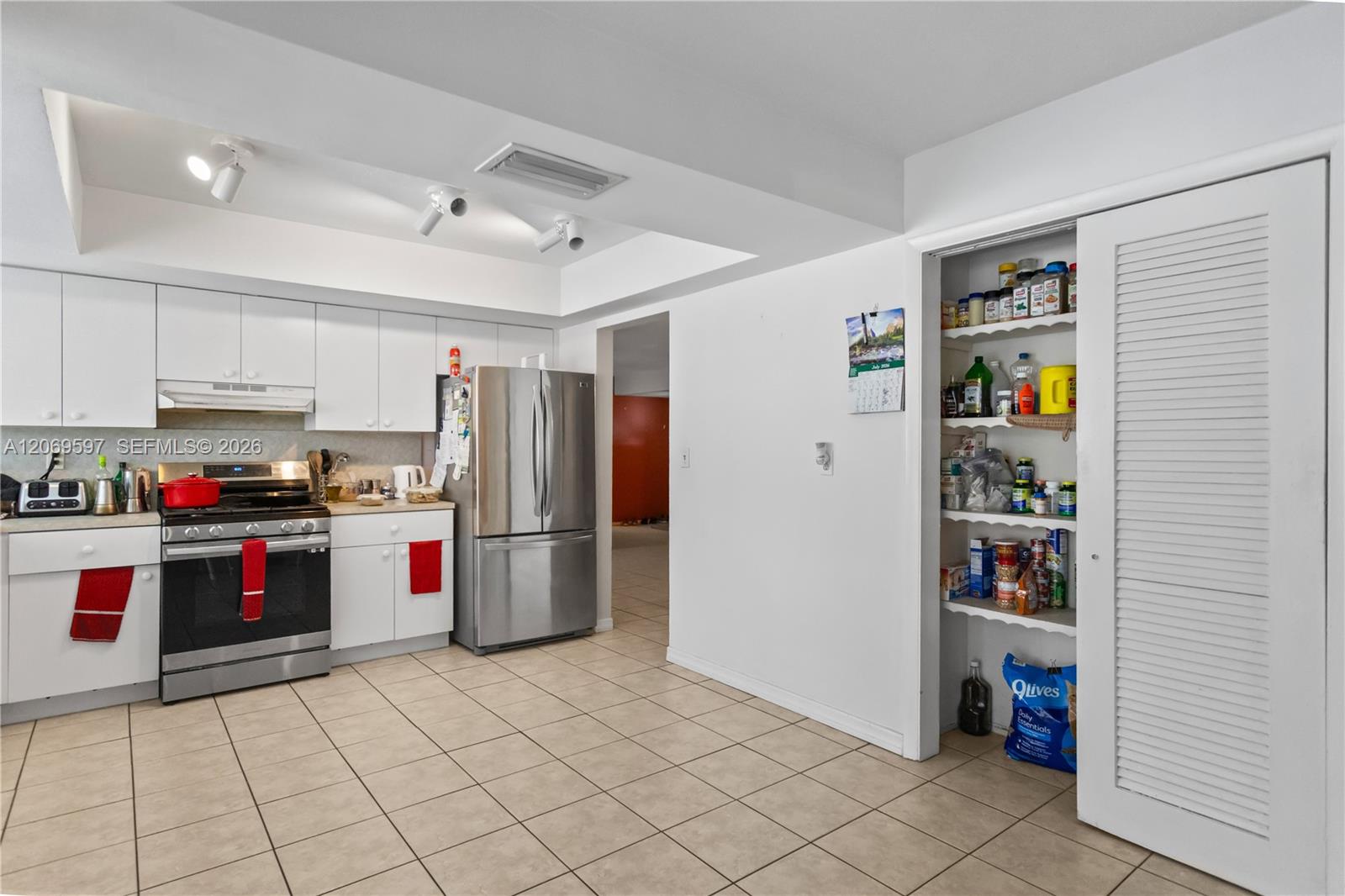 7531 Harbour Boulevard Property Photo 19
