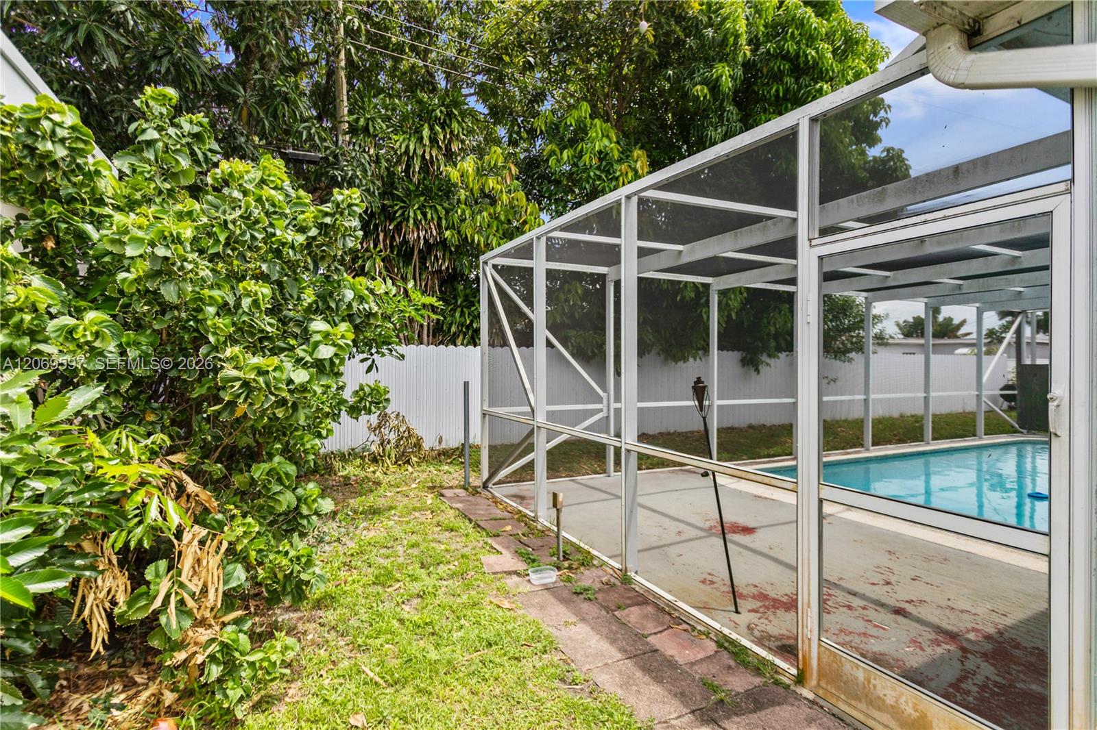 7531 Harbour Boulevard Property Photo 44