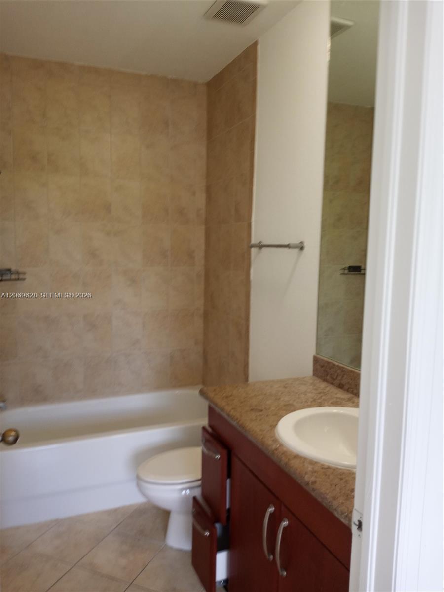 18125 Nw 74th Court 18125 Property Photo 14