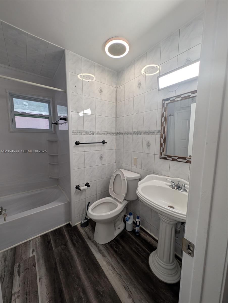 11879 Sw 208th Terrace Property Photo 8
