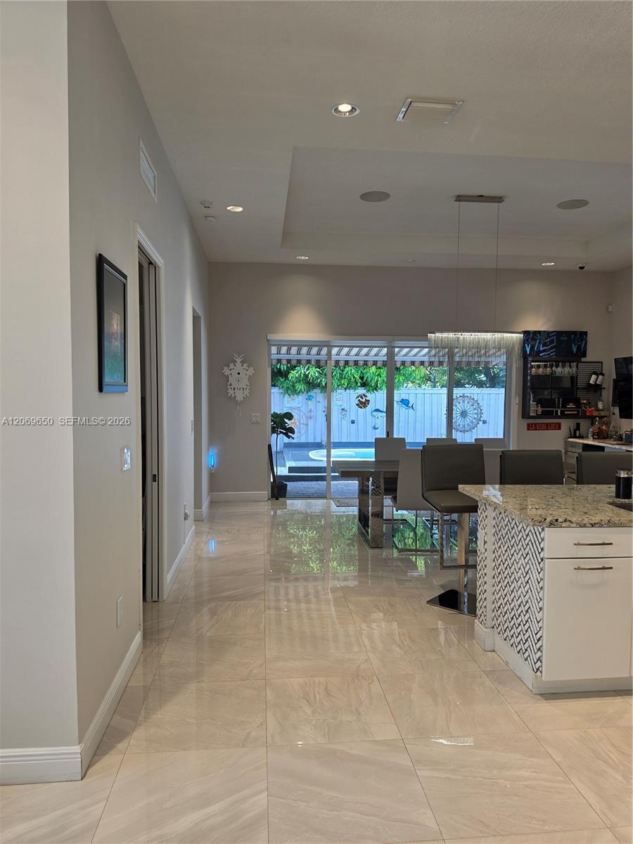 A12069650 Property Photo 7