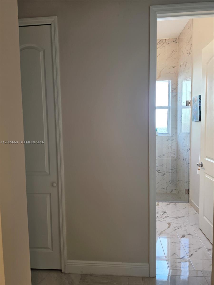 A12069650 Property Photo 19