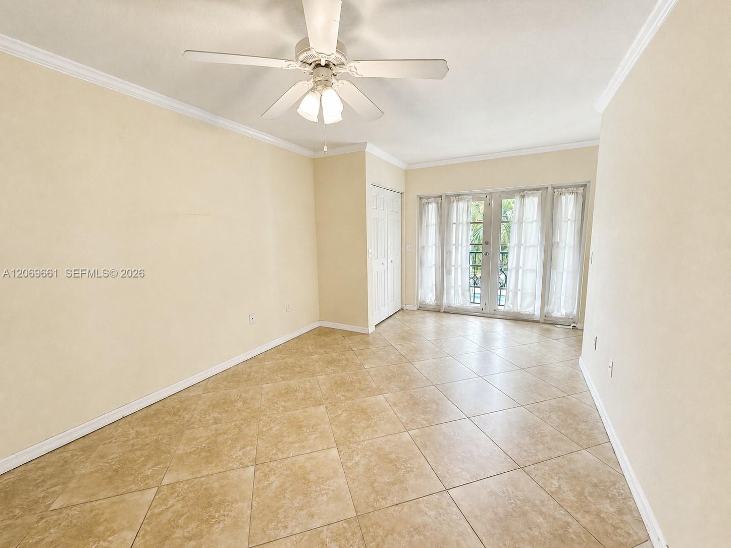 1000 Palm Trail 3 Property Photo 7