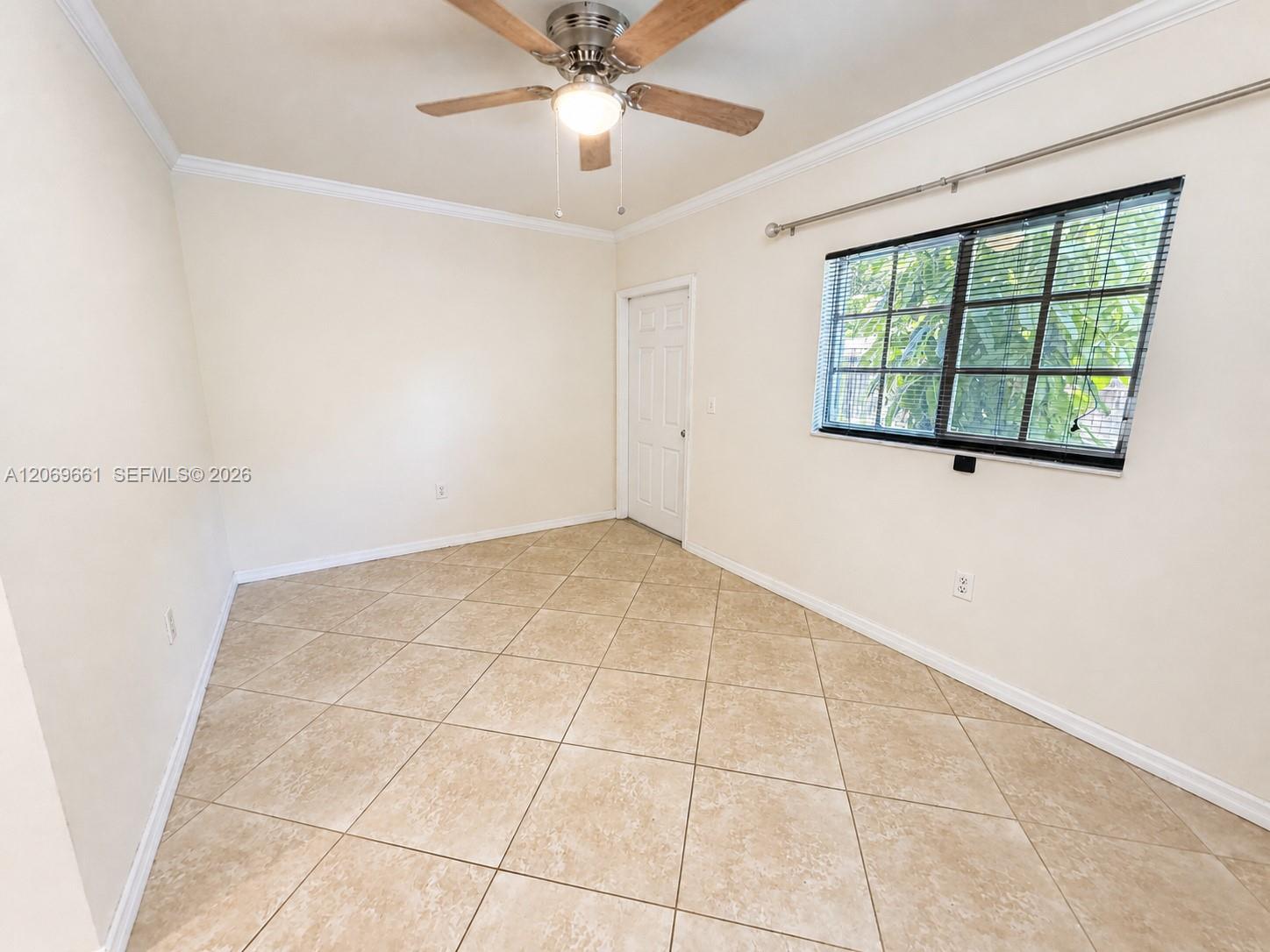 1000 Palm Trail 3 Property Photo 10