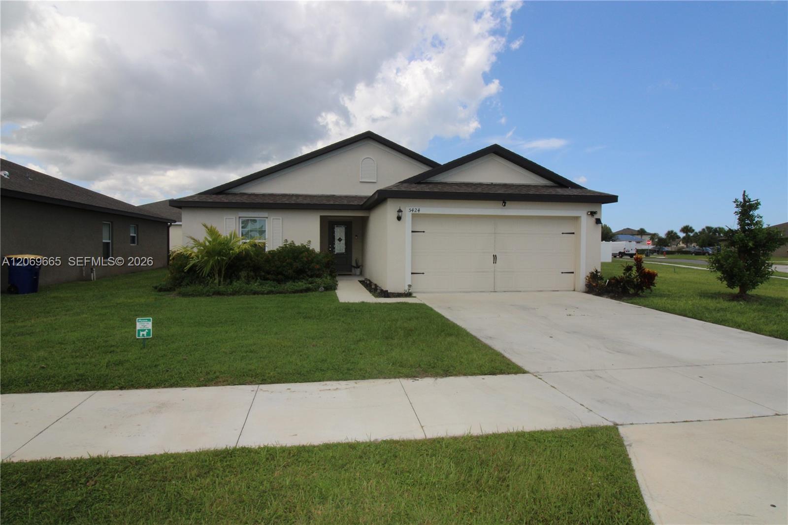 5424 Fantasy Drive Property Photo 1