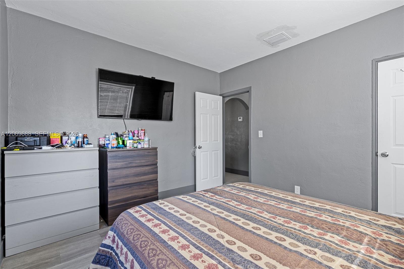 1780 Nw 49th Street Property Photo 16